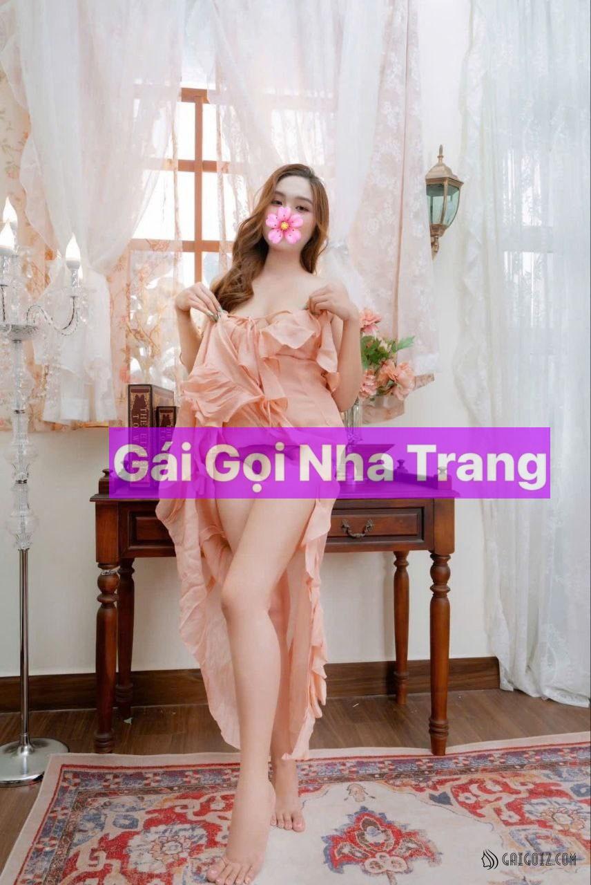 Yến Vy – Xinh Đẹp Với Body Nuột Nà, Làm Tình Phê Pha, Em Gái SIÊU DÂM Tại Bảo Lộc, Lâm Đồng